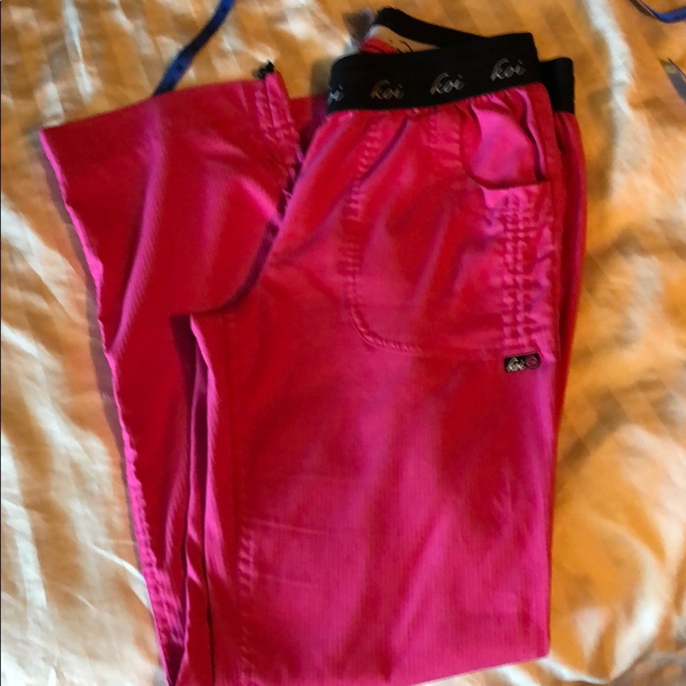 Small pink Koi Lit scrub pants